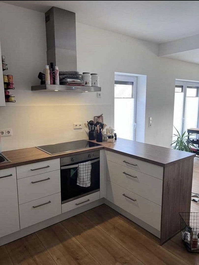 Prodej domu 212 m², pozemek 678 m², Laufach, Bavorsko Prodej domu 212 m², pozemek 678 m², Laufach, Bavorsko