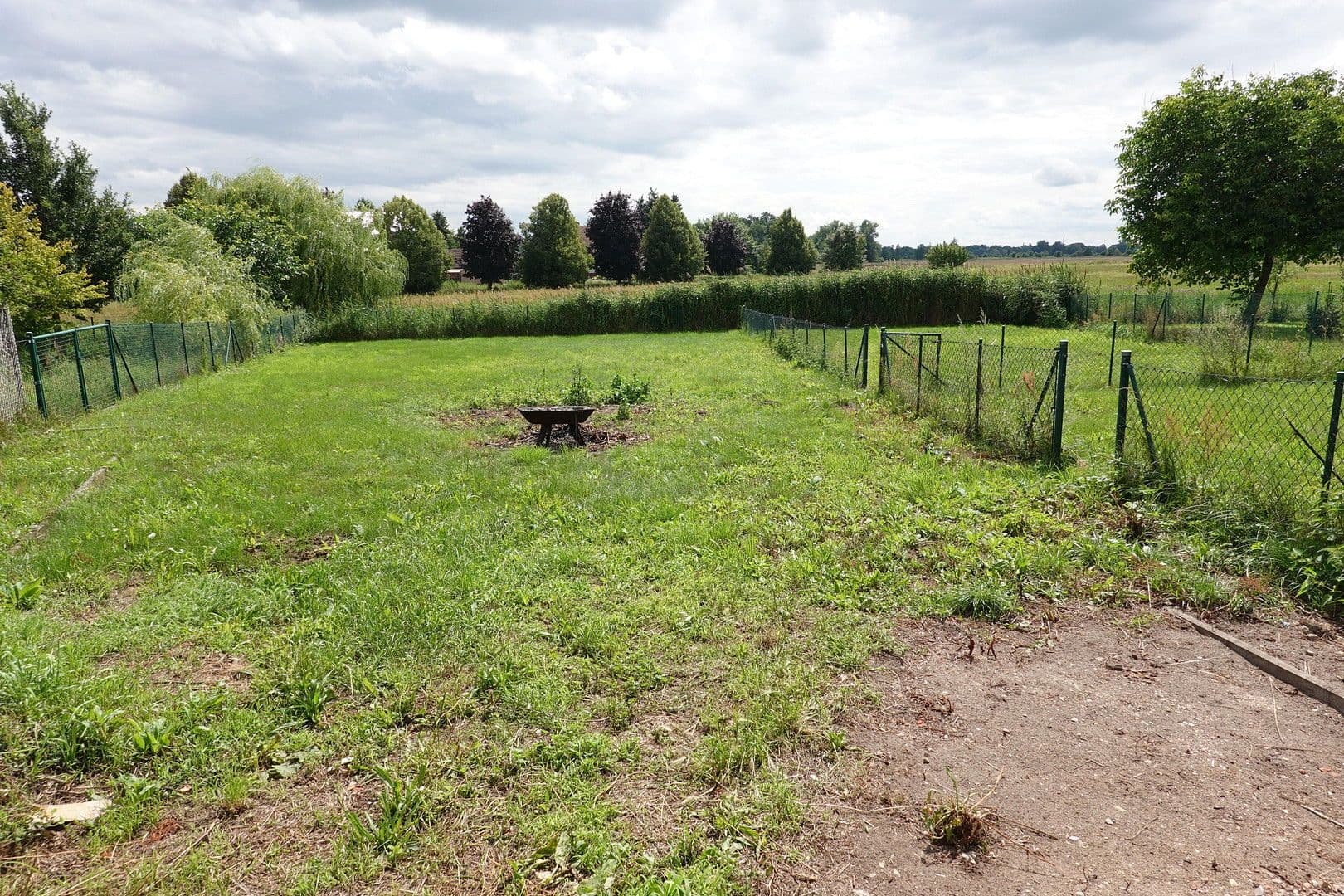 Prodej domu 185 m², pozemek 1.968 m², Neißemünde, Braniborsko Prodej domu 185 m², pozemek 1.968 m², Neißemünde, Braniborsko