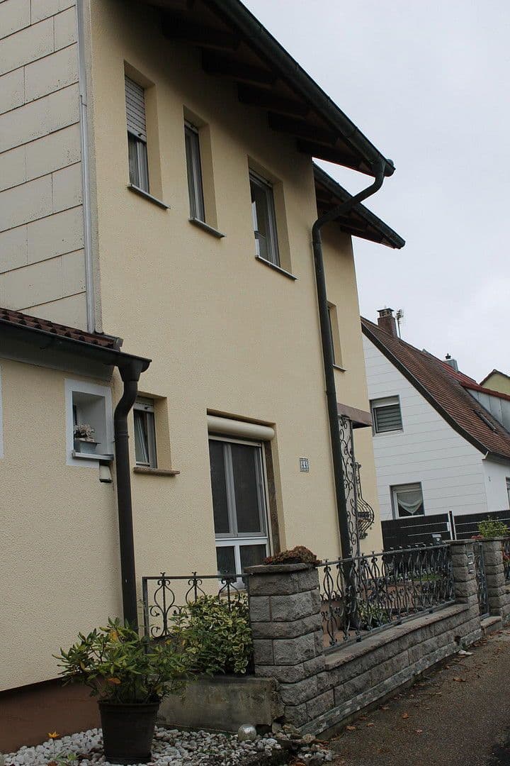 Prodej domu 262 m², pozemek 465 m², Ansbach-Meinhardswinden, Bavorsko Prodej domu 262 m², pozemek 465 m², Ansbach-Meinhardswinden, Bavorsko