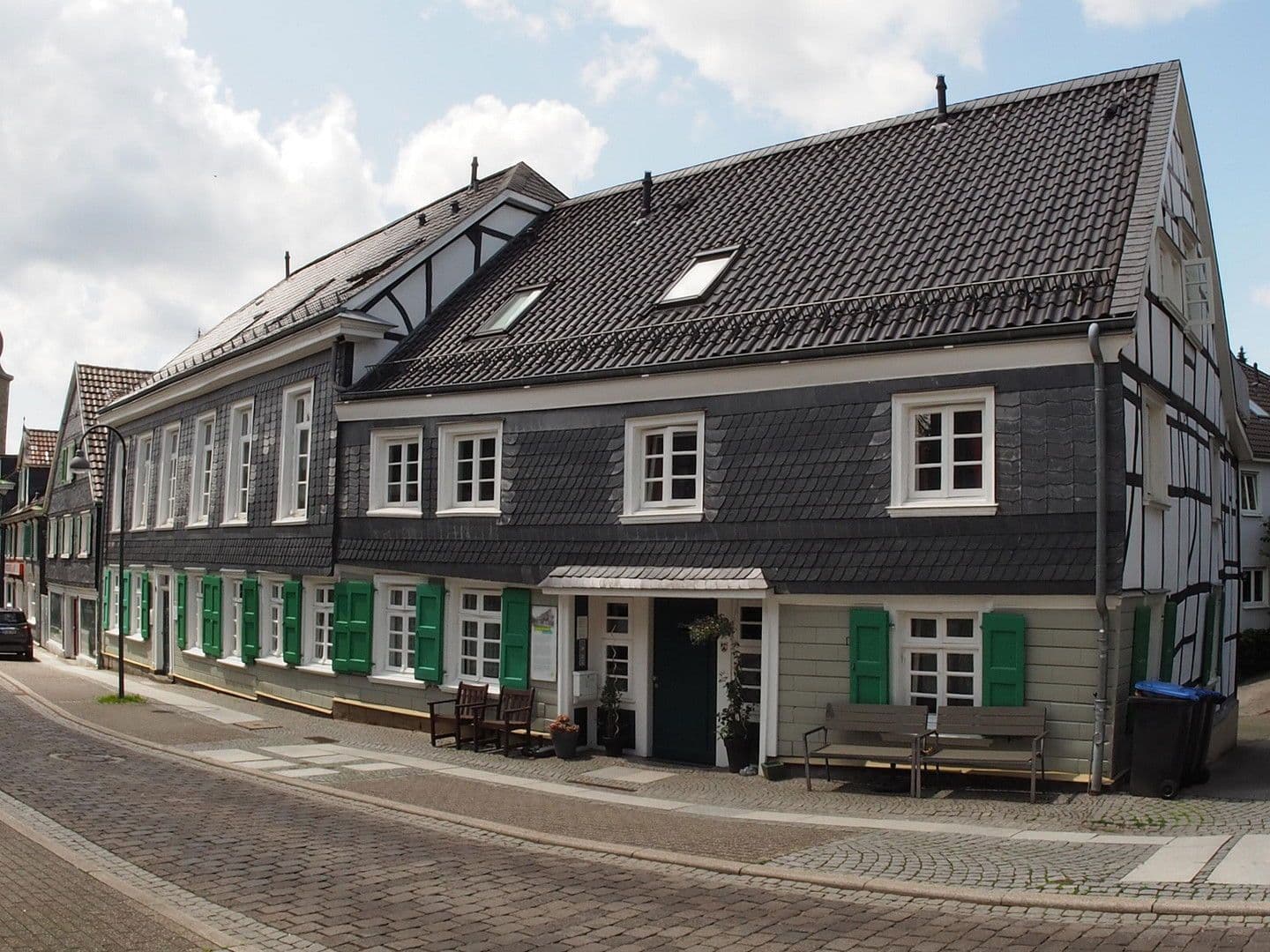 Prodej bytu 5+1 132 m², Remscheid Lüttringhausen, Severní Porýní-Vestfálsko Prodej bytu 5+1 132 m², Remscheid Lüttringhausen, Severní Porýní-Vestfálsko