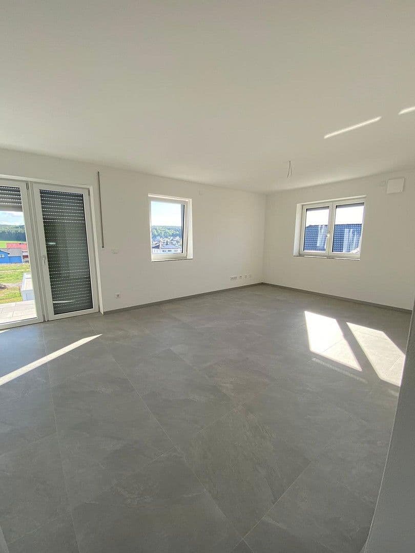 Pronájem bytu 3+1 80 m², Schwandorf, Bavorsko Pronájem bytu 3+1 80 m², Schwandorf, Bavorsko