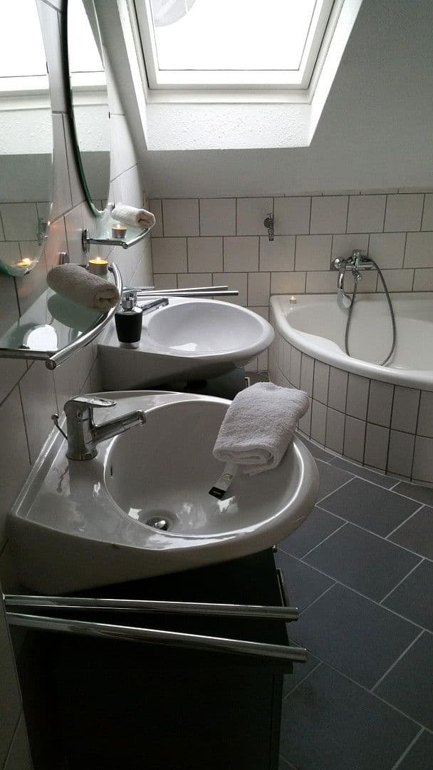 Pronájem bytu 2+kk 68 m², Heilbronn, Bádensko-Württembersko Pronájem bytu 2+kk 68 m², Heilbronn, Bádensko-Württembersko