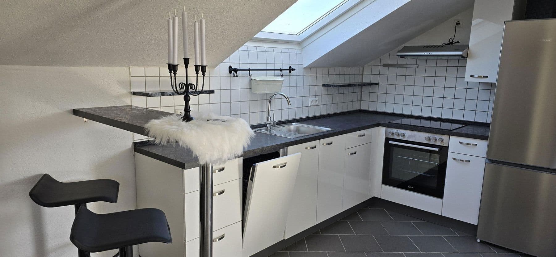 Pronájem bytu 2+kk 68 m², Heilbronn, Bádensko-Württembersko Pronájem bytu 2+kk 68 m², Heilbronn, Bádensko-Württembersko