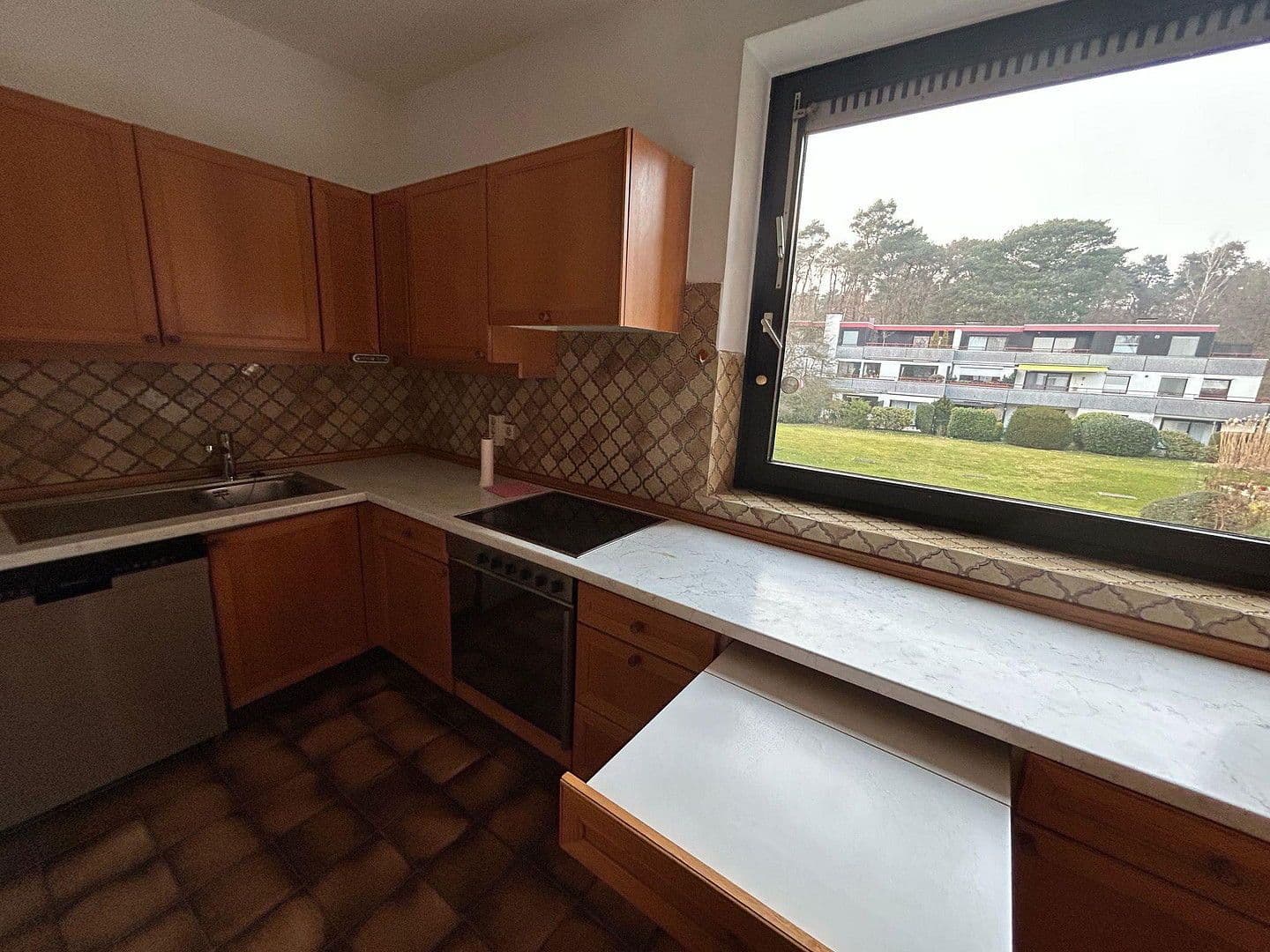 Prodej bytu 3+1 91 m², Erwin-König-Weg 6, Hamburg, Hamburg Prodej bytu 3+1 91 m², Erwin-König-Weg 6, Hamburg, Hamburg