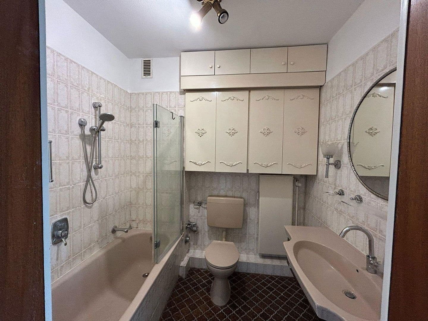 Prodej bytu 3+1 91 m², Erwin-König-Weg 6, Hamburg, Hamburg Prodej bytu 3+1 91 m², Erwin-König-Weg 6, Hamburg, Hamburg