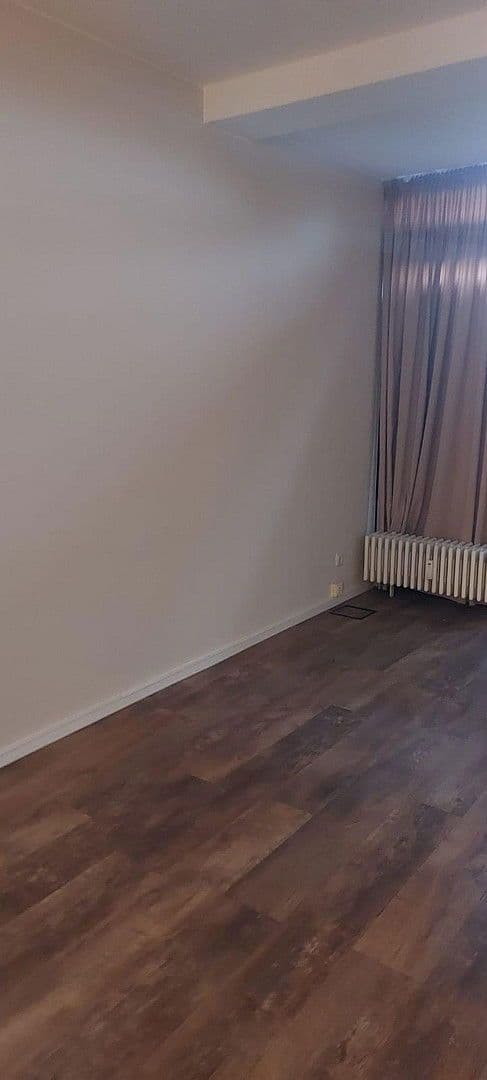 Pronájem kanceláře 950 m², Führser Mühlweg 70, 31582, Nienburg/Weser, Dolní Sasko Pronájem kanceláře 950 m², Führser Mühlweg 70, 31582, Nienburg/Weser, Dolní Sasko