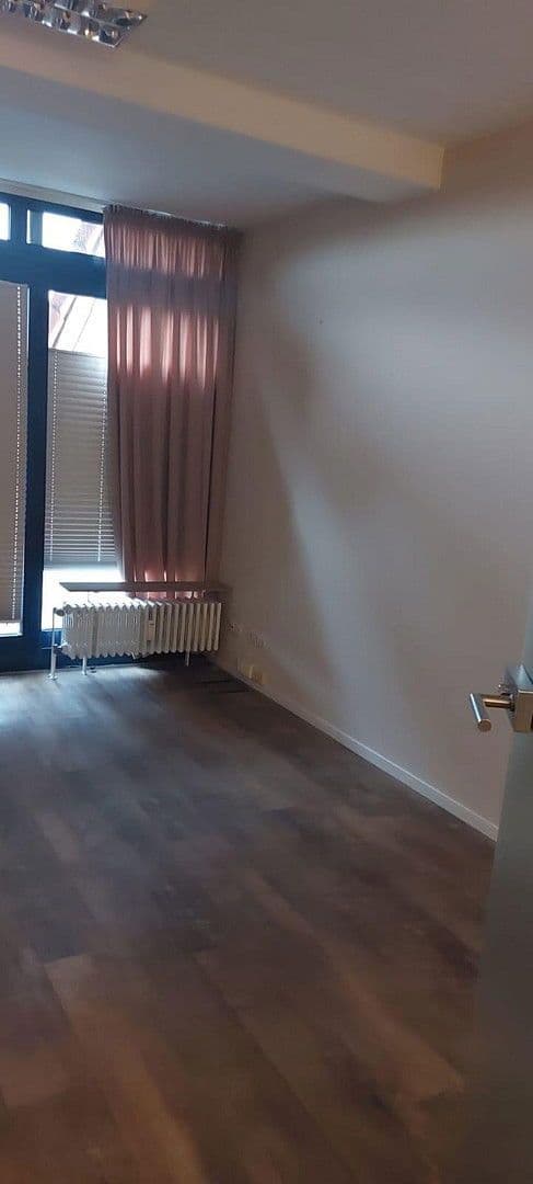 Pronájem kanceláře 950 m², Führser Mühlweg 70, 31582, Nienburg/Weser, Dolní Sasko Pronájem kanceláře 950 m², Führser Mühlweg 70, 31582, Nienburg/Weser, Dolní Sasko