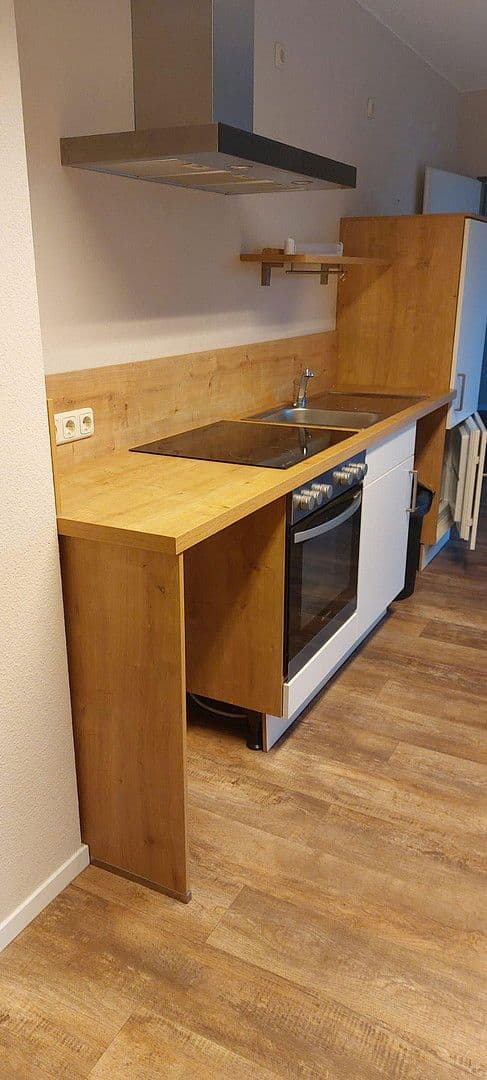 Pronájem kanceláře 950 m², Führser Mühlweg 70, 31582, Nienburg/Weser, Dolní Sasko Pronájem kanceláře 950 m², Führser Mühlweg 70, 31582, Nienburg/Weser, Dolní Sasko