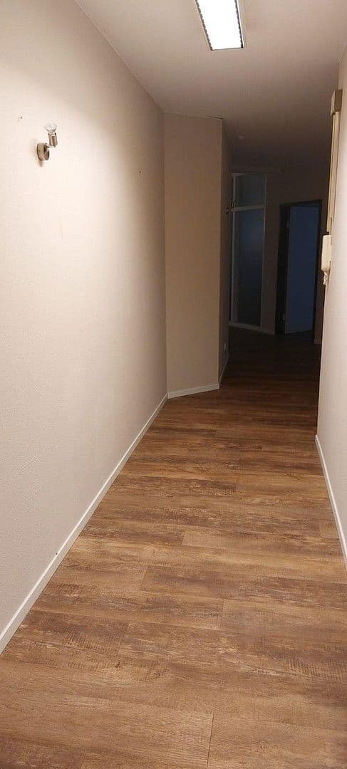 Pronájem kanceláře 950 m², Führser Mühlweg 70, 31582, Nienburg/Weser, Dolní Sasko Pronájem kanceláře 950 m², Führser Mühlweg 70, 31582, Nienburg/Weser, Dolní Sasko