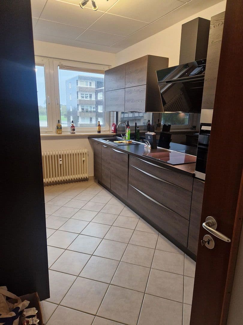 Pronájem bytu 3+kk 83 m², Höhenweg 35, Oberhausen, Severní Porýní-Vestfálsko Pronájem bytu 3+kk 83 m², Höhenweg 35, Oberhausen, Severní Porýní-Vestfálsko