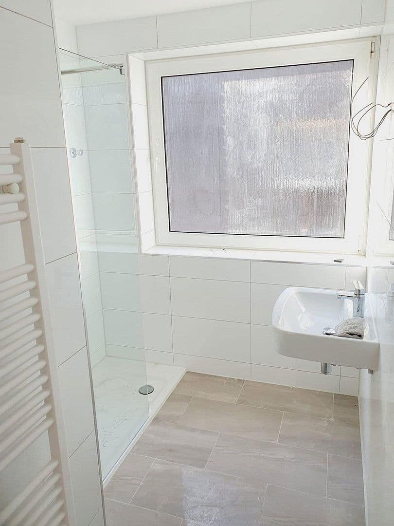 Pronájem bytu 3+kk 83 m², Höhenweg 35, Oberhausen, Severní Porýní-Vestfálsko Pronájem bytu 3+kk 83 m², Höhenweg 35, Oberhausen, Severní Porýní-Vestfálsko