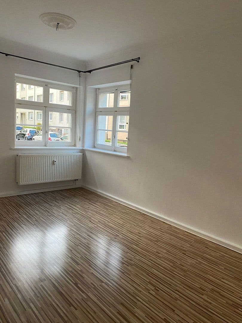 Prodej bytu 4+1 90 m², Adolph-Menzel-Strasse 11, Leipzig, Sasko Prodej bytu 4+1 90 m², Adolph-Menzel-Strasse 11, Leipzig, Sasko