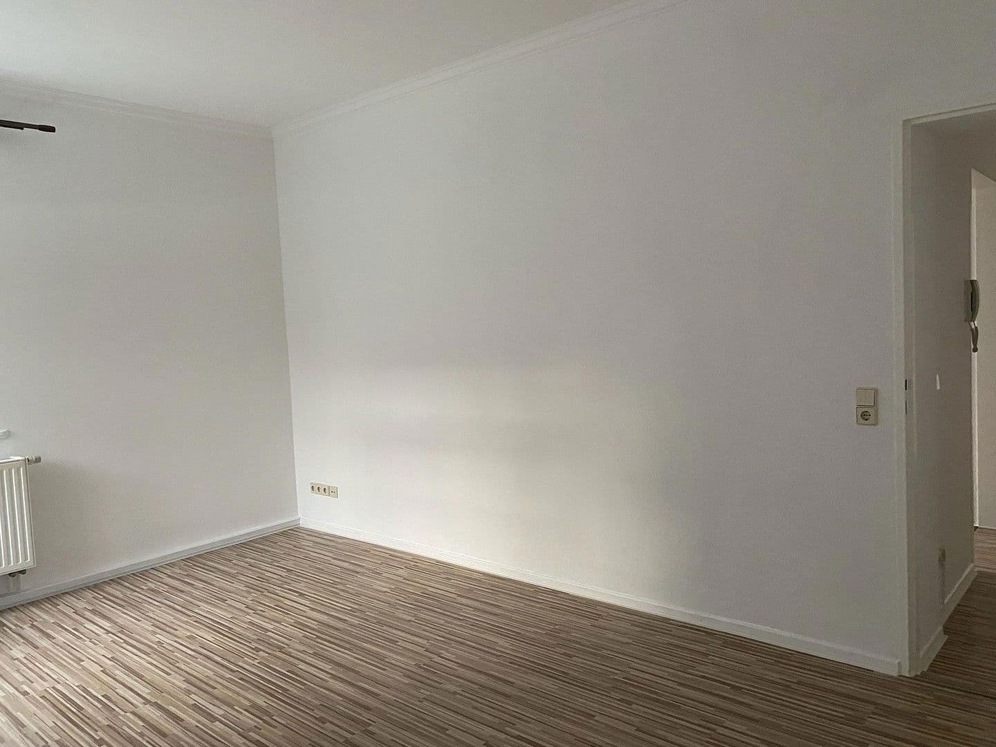 Prodej bytu 4+1 90 m², Adolph-Menzel-Strasse 11, Leipzig, Sasko Prodej bytu 4+1 90 m², Adolph-Menzel-Strasse 11, Leipzig, Sasko