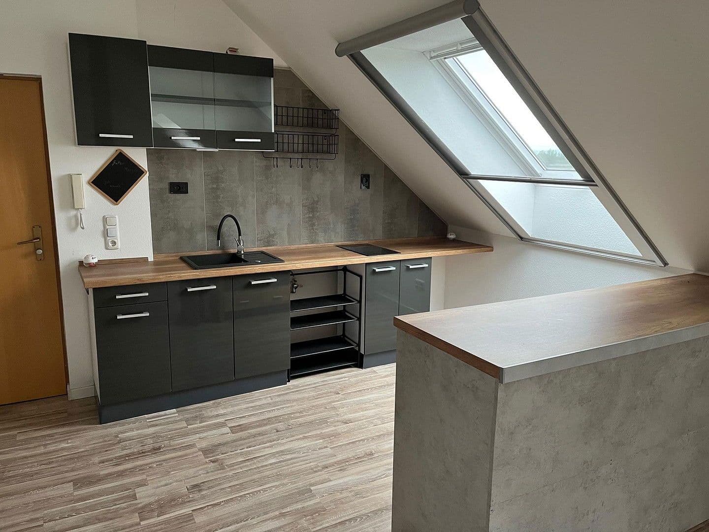 Pronájem kanceláře 73 m², Riedstadt, Hessen Pronájem kanceláře 73 m², Riedstadt, Hessen