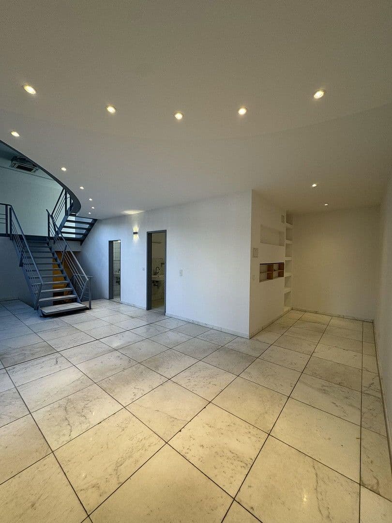 Pronájem kanceláře 315 m², Münchener Straße 113, Ingolstadt, Bavorsko Pronájem kanceláře 315 m², Münchener Straße 113, Ingolstadt, Bavorsko