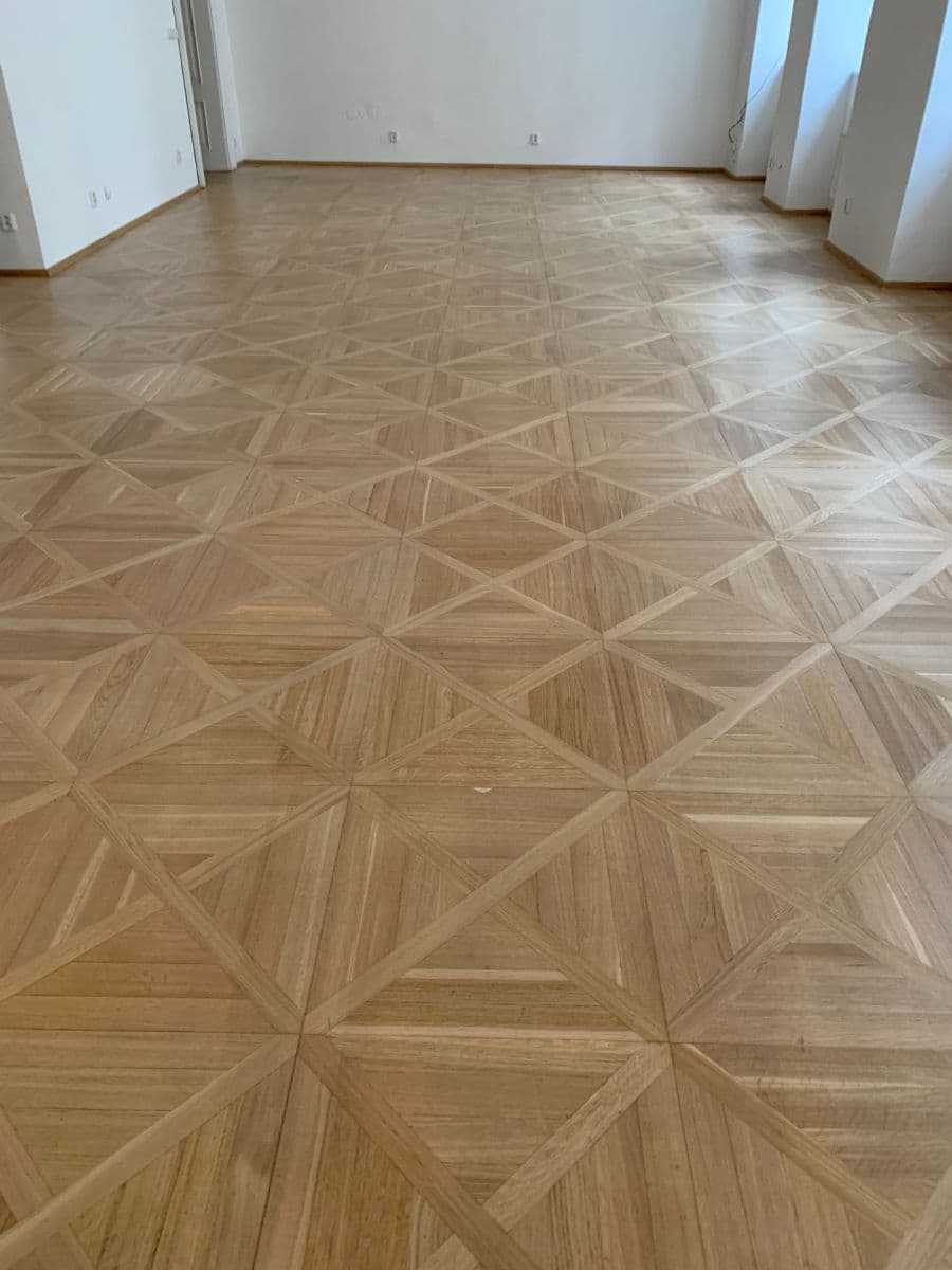 Pronájem nebytového prostoru 115 m², Karmelitská, Praha, Praha Pronájem nebytového prostoru 115 m², Karmelitská, Praha, Praha