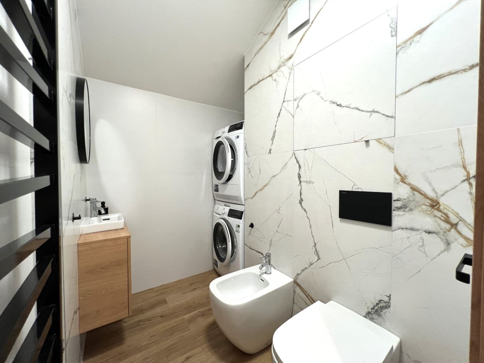 Prodej bytu 3+kk 118 m², V Zeleném údolí, Praha, Praha Prodej bytu 3+kk 118 m², V Zeleném údolí, Praha, Praha