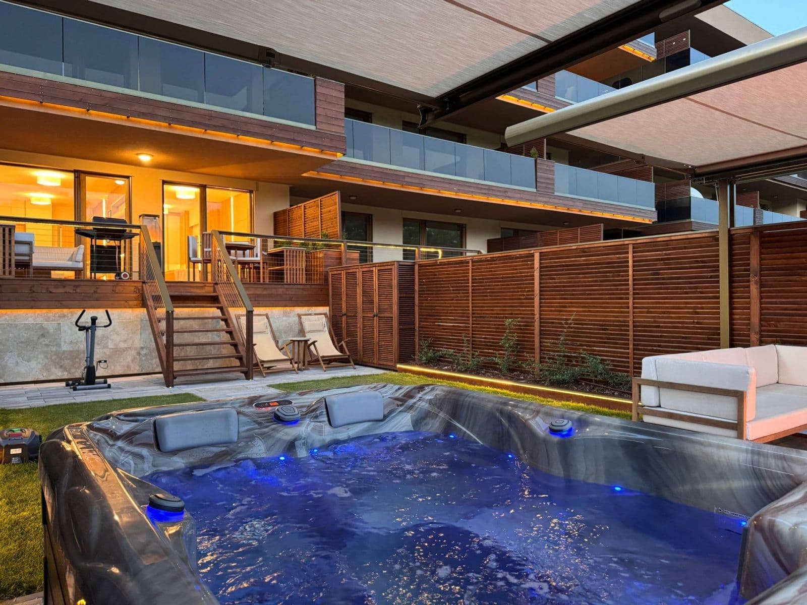 Prodej bytu 2+kk 47 m², Lázeňská, Slaný, Středočeský kraj Prodej bytu 2+kk 47 m², Lázeňská, Slaný, Středočeský kraj