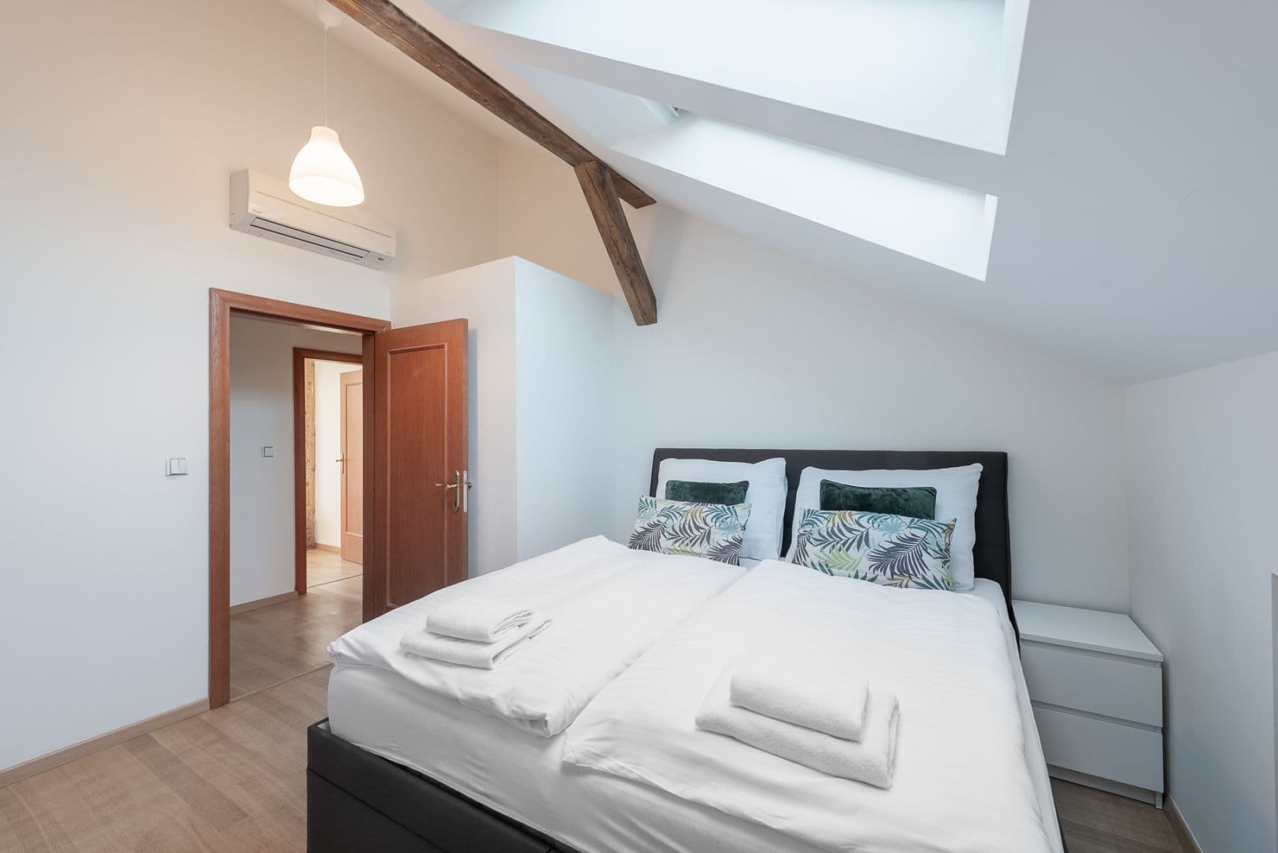 Pronájem bytu 126 m², Těšnov, Praha, Praha Pronájem bytu 126 m², Těšnov, Praha, Praha