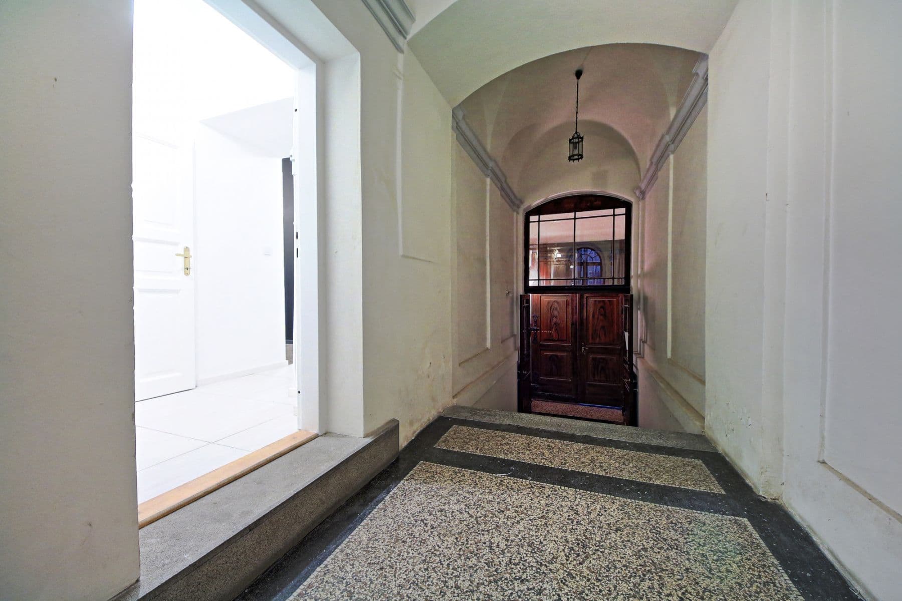 Pronájem bytu 125 m², Smetanovo nábřeží, Praha, Praha Pronájem bytu 125 m², Smetanovo nábřeží, Praha, Praha