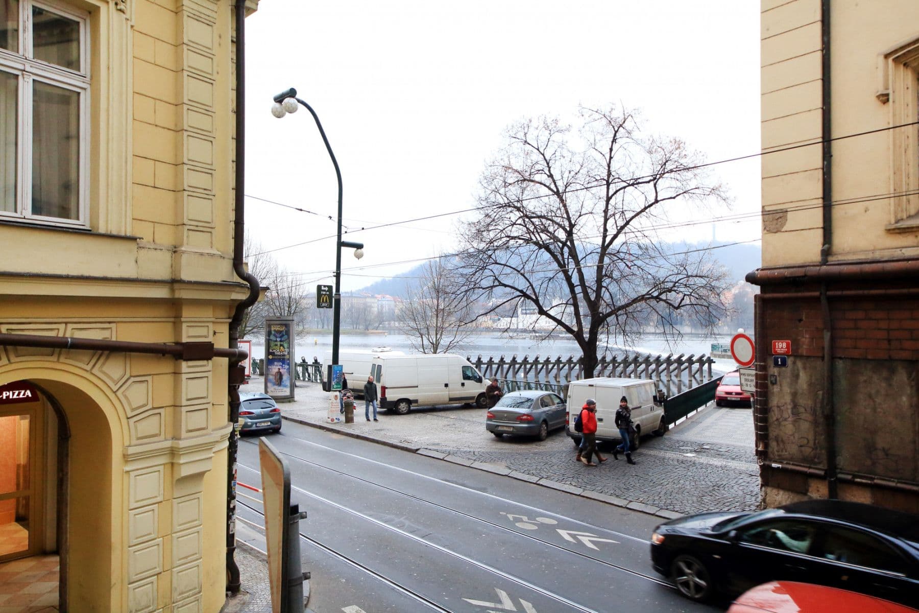 Pronájem bytu 125 m², Smetanovo nábřeží, Praha, Praha Pronájem bytu 125 m², Smetanovo nábřeží, Praha, Praha