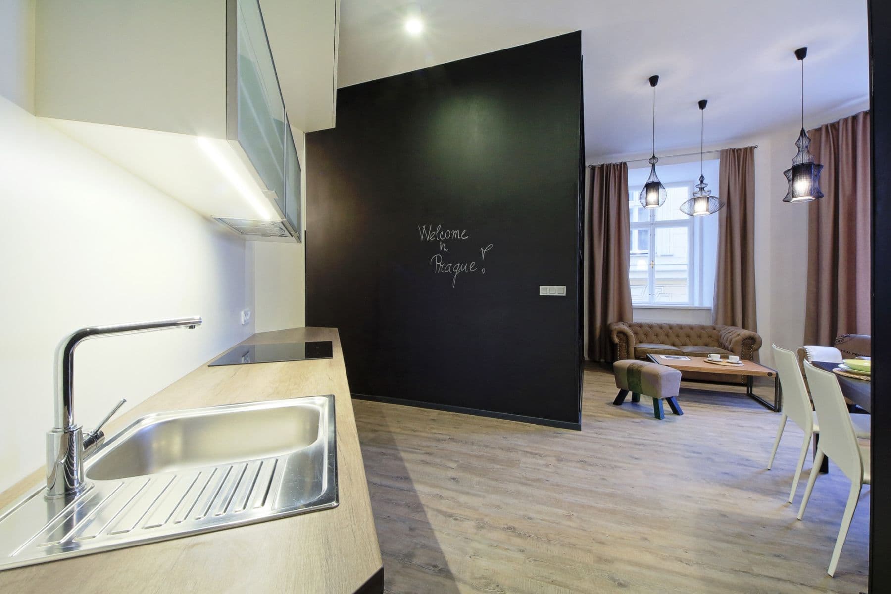 Pronájem bytu 125 m², Smetanovo nábřeží, Praha, Praha Pronájem bytu 125 m², Smetanovo nábřeží, Praha, Praha