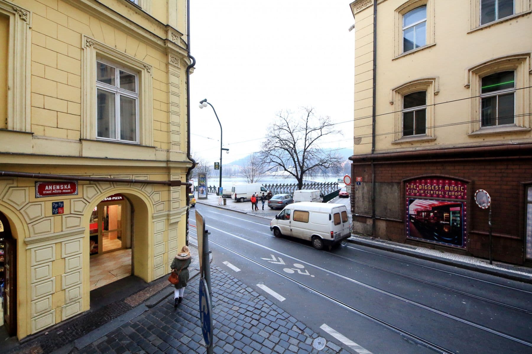 Pronájem bytu 125 m², Smetanovo nábřeží, Praha, Praha Pronájem bytu 125 m², Smetanovo nábřeží, Praha, Praha