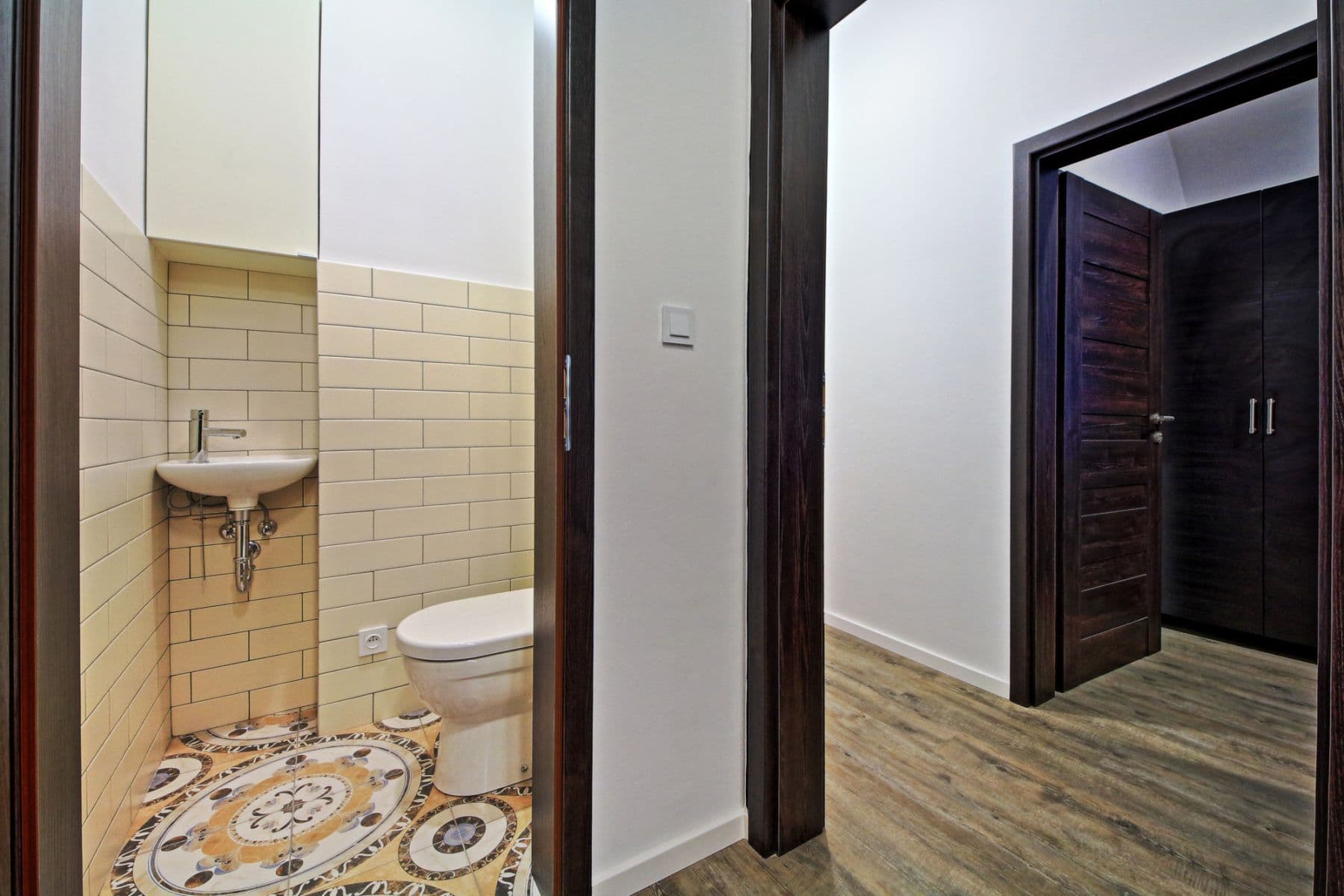 Pronájem bytu 125 m², Smetanovo nábřeží, Praha, Praha Pronájem bytu 125 m², Smetanovo nábřeží, Praha, Praha