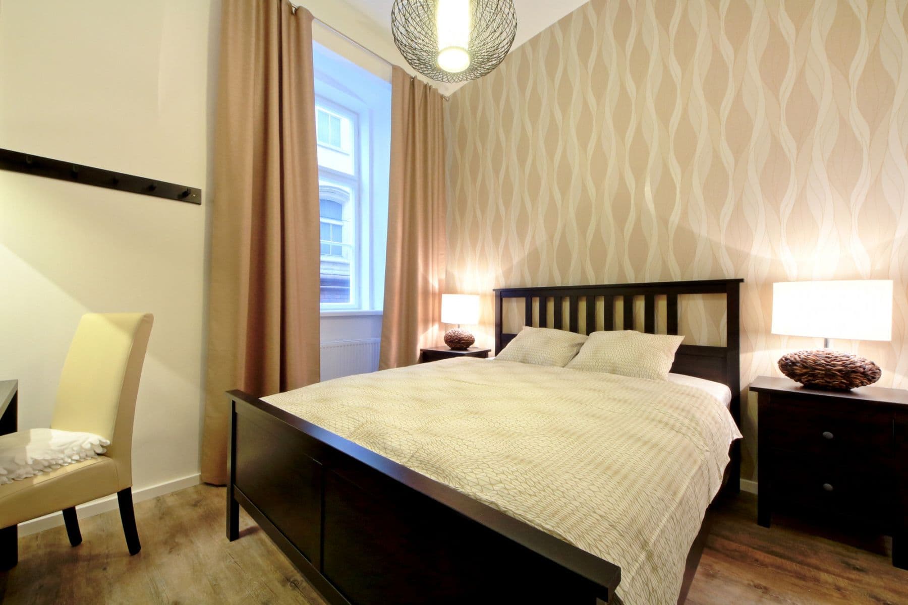 Pronájem bytu 125 m², Smetanovo nábřeží, Praha, Praha Pronájem bytu 125 m², Smetanovo nábřeží, Praha, Praha