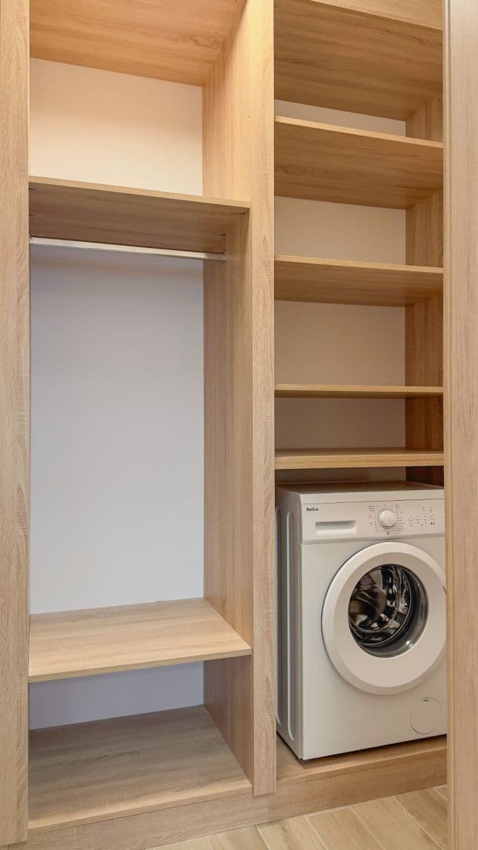 Prodej bytu 2+kk 55 m², Lázeňská, Slaný, Středočeský kraj Prodej bytu 2+kk 55 m², Lázeňská, Slaný, Středočeský kraj