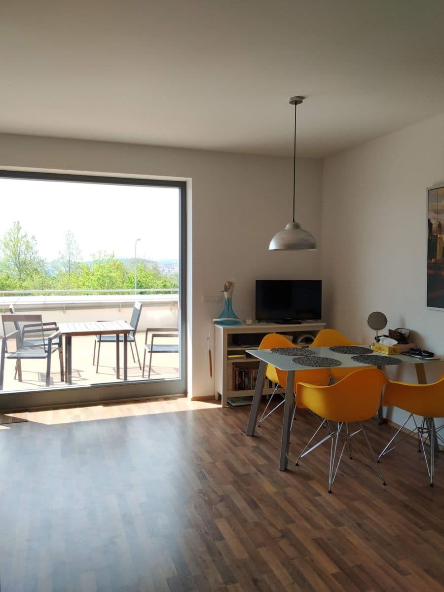 Pronájem bytu 3+kk 87 m², Menšíkova, Brno, Jihomoravský kraj Pronájem bytu 3+kk 87 m², Menšíkova, Brno, Jihomoravský kraj