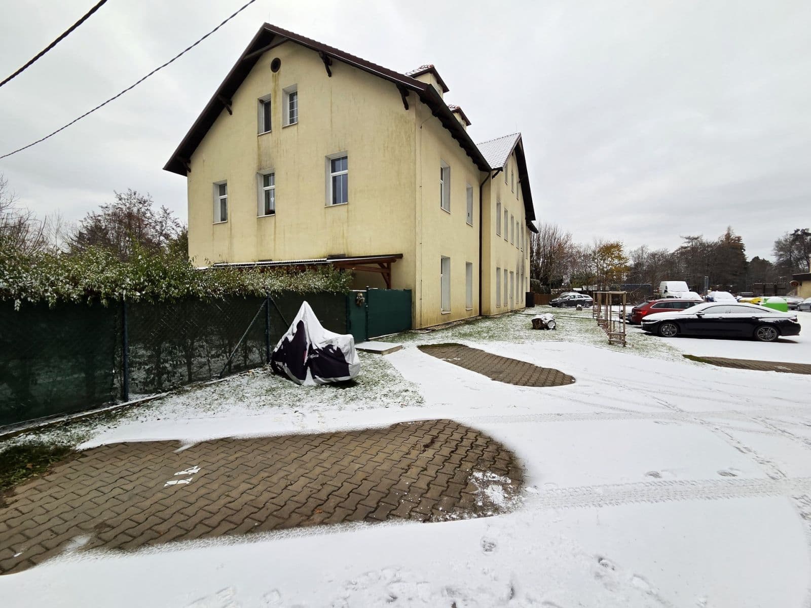 Pronájem bytu 3+kk 85 m², Jílové u Prahy, Středočeský kraj Pronájem bytu 3+kk 85 m², Jílové u Prahy, Středočeský kraj