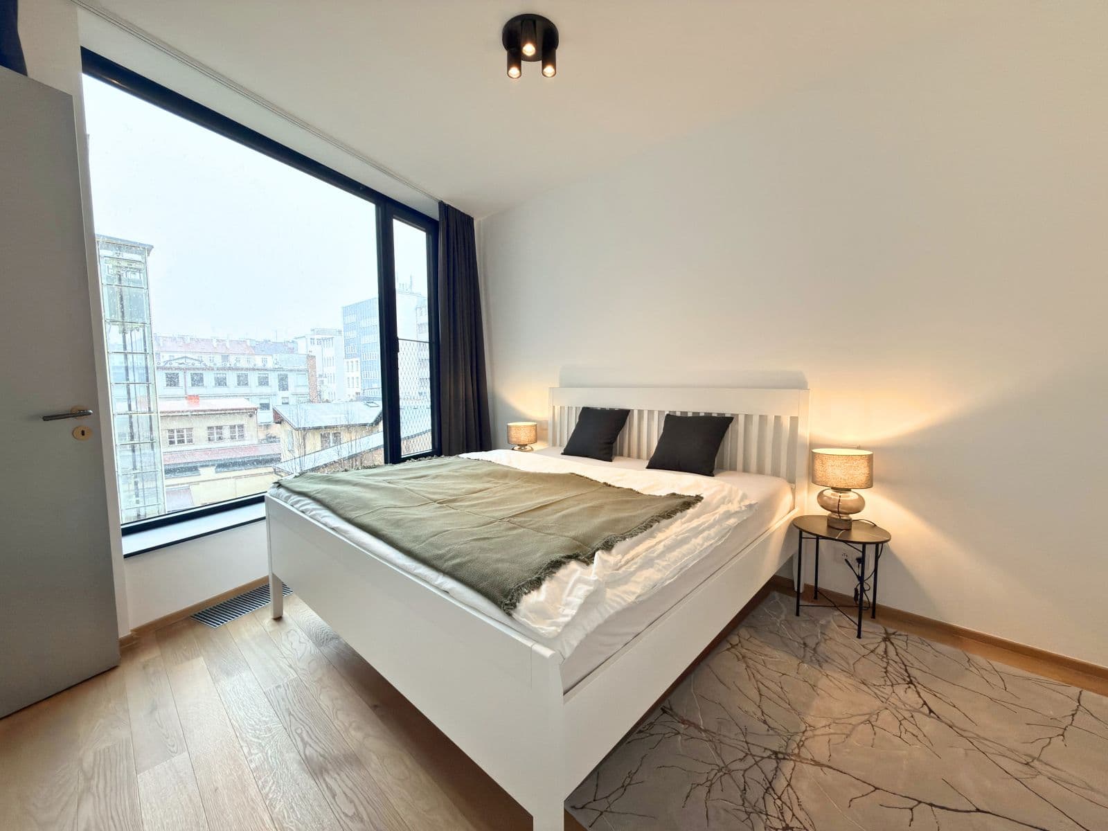 Pronájem bytu 57 m², Komunardů, Praha, Praha Pronájem bytu 57 m², Komunardů, Praha, Praha
