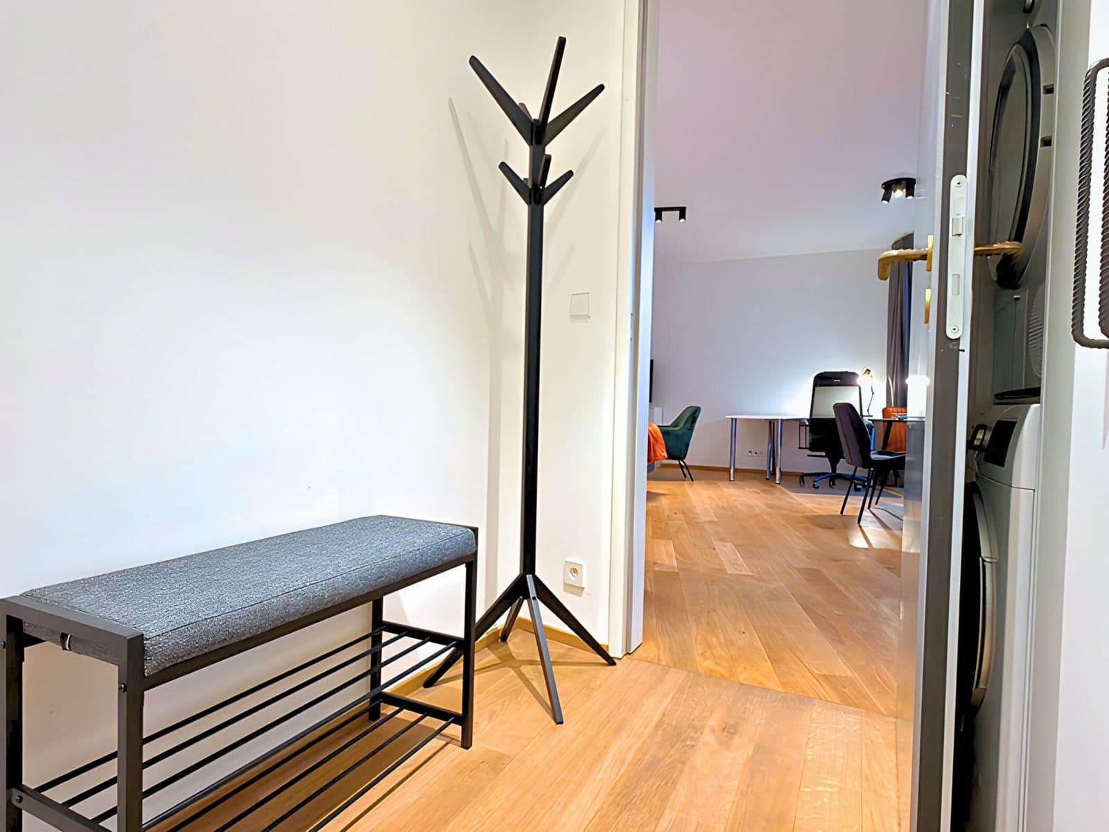 Pronájem bytu 57 m², Komunardů, Praha, Praha Pronájem bytu 57 m², Komunardů, Praha, Praha