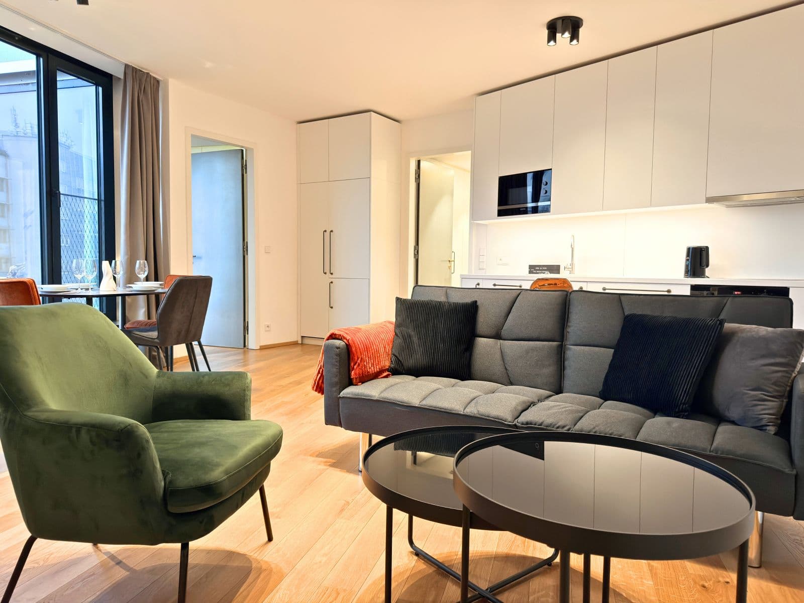 Pronájem bytu 57 m², Komunardů, Praha, Praha Pronájem bytu 57 m², Komunardů, Praha, Praha