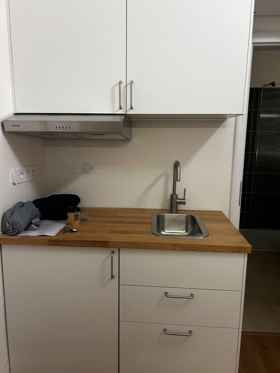 Pronájem bytu 1+1 33 m², Jeseniova, Praha, Praha Pronájem bytu 1+1 33 m², Jeseniova, Praha, Praha