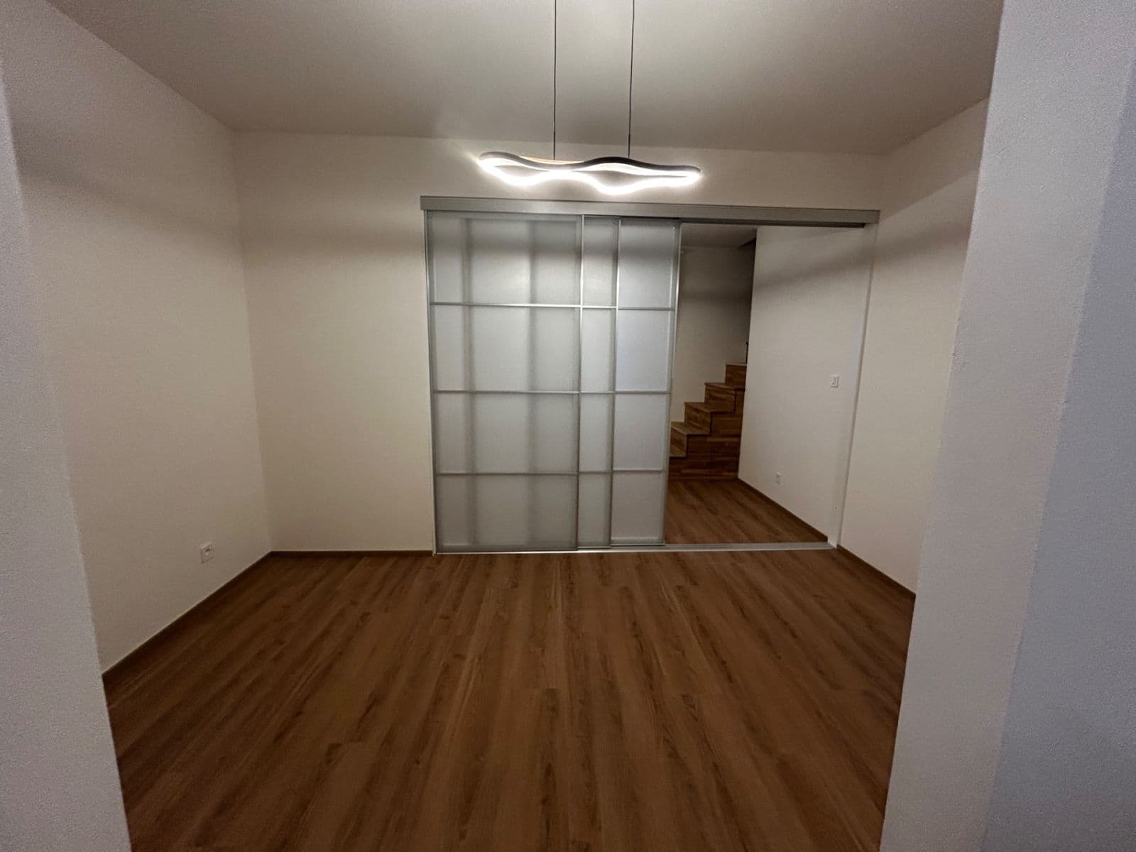 Pronájem bytu 1+1 33 m², Jeseniova, Praha, Praha Pronájem bytu 1+1 33 m², Jeseniova, Praha, Praha