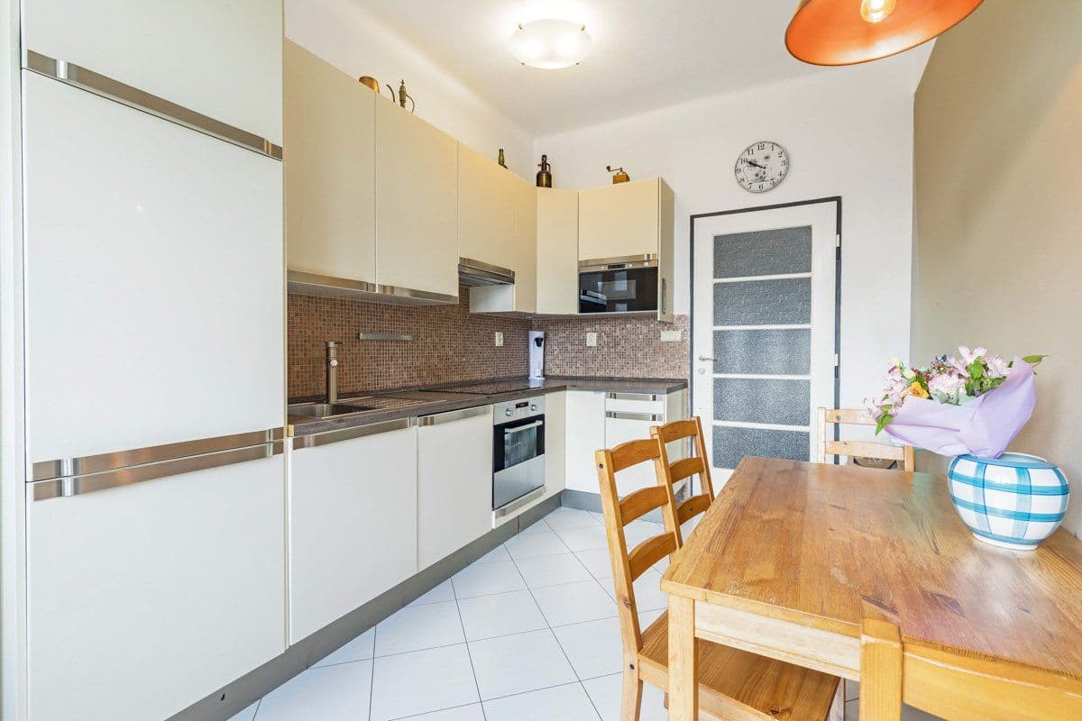 Pronájem bytu 92 m², Štefánikova, Praha, Praha Pronájem bytu 92 m², Štefánikova, Praha, Praha