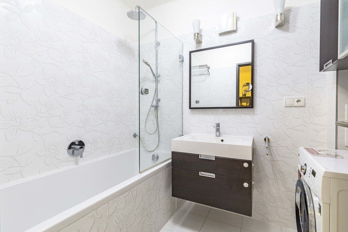 Pronájem bytu 92 m², Štefánikova, Praha, Praha Pronájem bytu 92 m², Štefánikova, Praha, Praha