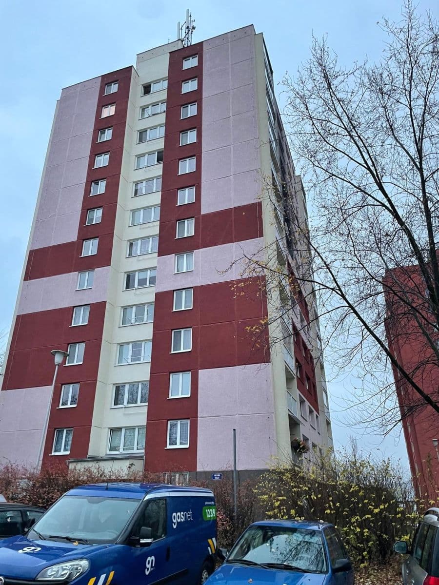 Pronájem bytu 3+1 74 m², Milana Fialy, Ostrava, Moravskoslezský kraj Pronájem bytu 3+1 74 m², Milana Fialy, Ostrava, Moravskoslezský kraj