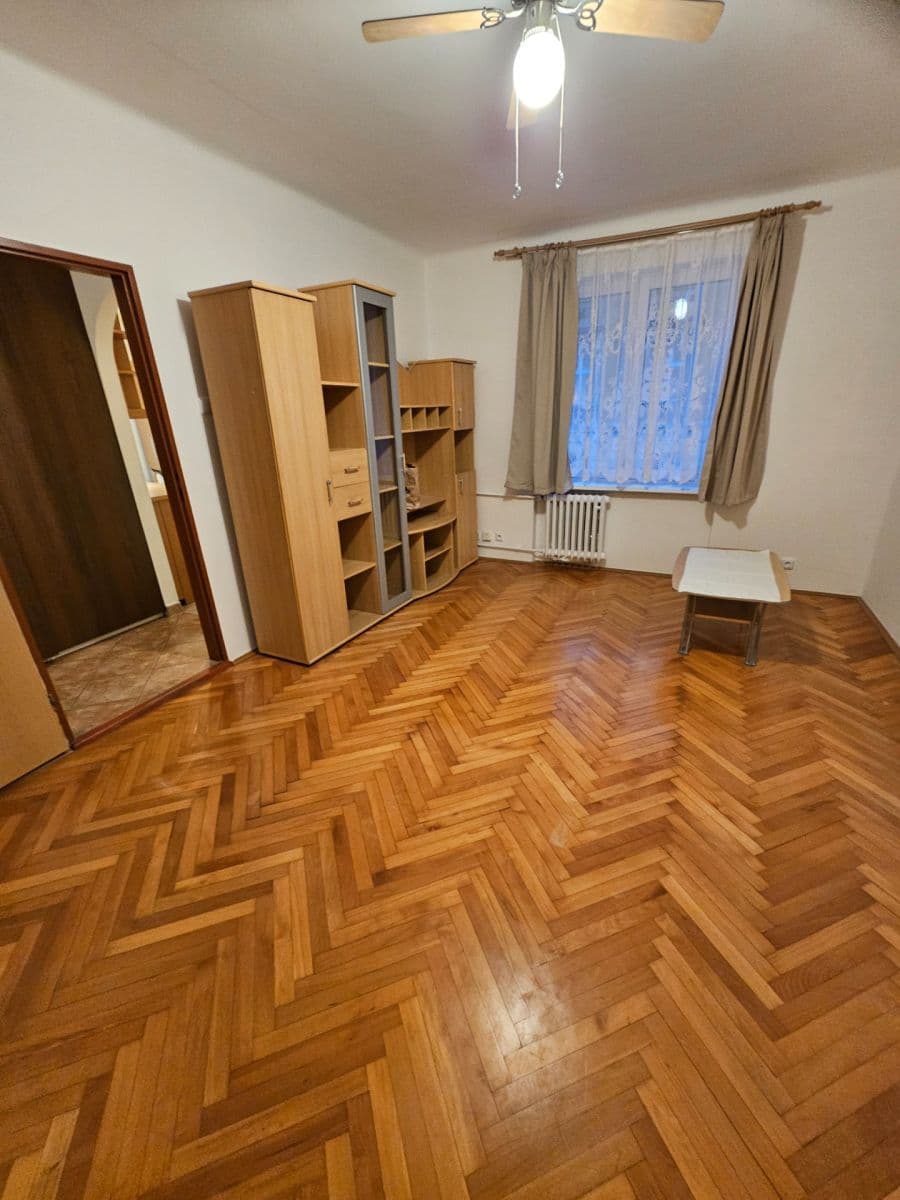 Pronájem bytu 1+1 34 m², Františka Kadlece, Praha, Praha Pronájem bytu 1+1 34 m², Františka Kadlece, Praha, Praha