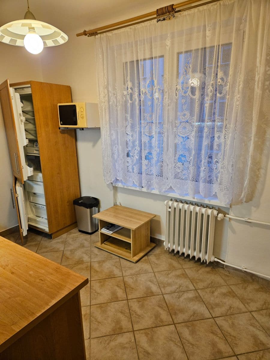 Pronájem bytu 1+1 34 m², Františka Kadlece, Praha, Praha Pronájem bytu 1+1 34 m², Františka Kadlece, Praha, Praha