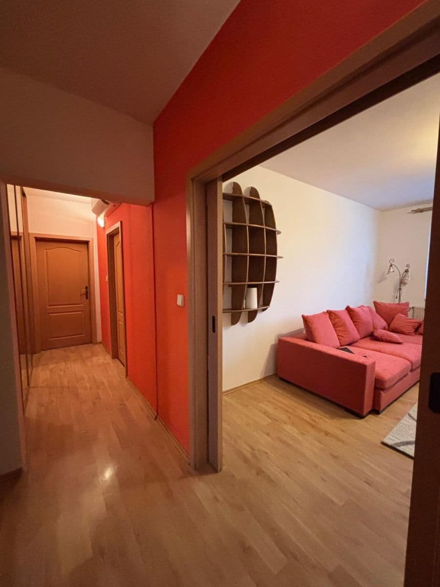 Pronájem bytu 3+kk 78 m², Jašíkova, Ružinov, Bratislavský kraj Pronájem bytu 3+kk 78 m², Jašíkova, Ružinov, Bratislavský kraj