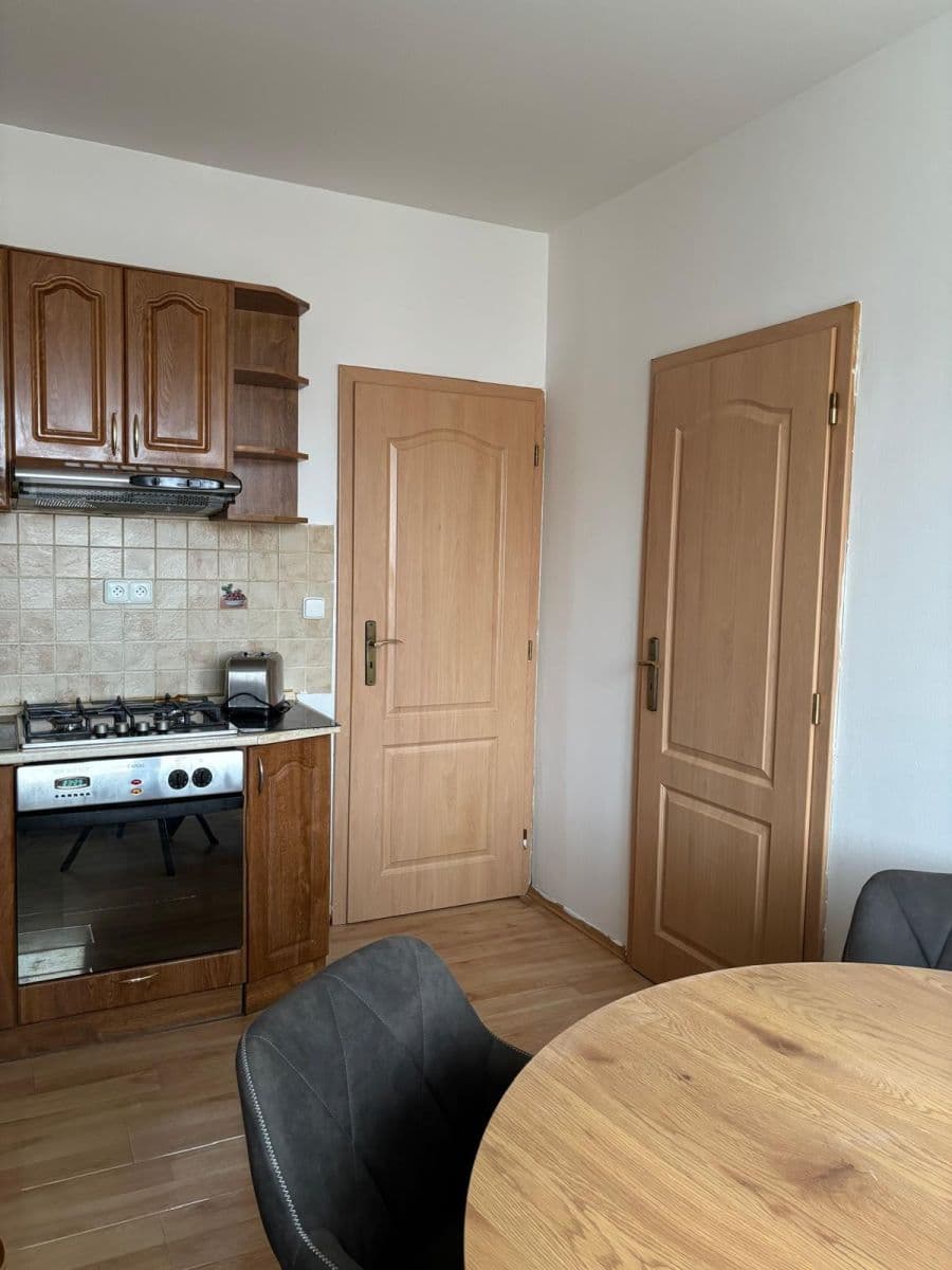 Pronájem bytu 3+kk 78 m², Jašíkova, Ružinov, Bratislavský kraj Pronájem bytu 3+kk 78 m², Jašíkova, Ružinov, Bratislavský kraj