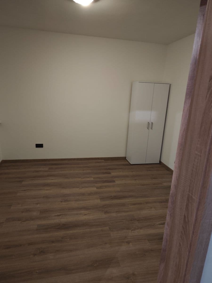 Pronájem bytu 2+1 58 m², Krajní, Plzeň, Plzeňský kraj Pronájem bytu 2+1 58 m², Krajní, Plzeň, Plzeňský kraj