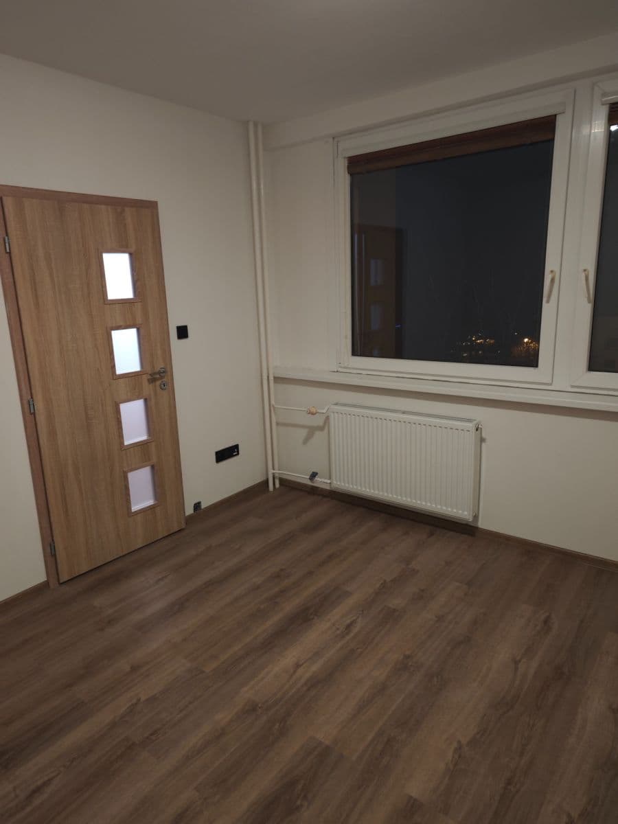 Pronájem bytu 2+1 58 m², Krajní, Plzeň, Plzeňský kraj Pronájem bytu 2+1 58 m², Krajní, Plzeň, Plzeňský kraj