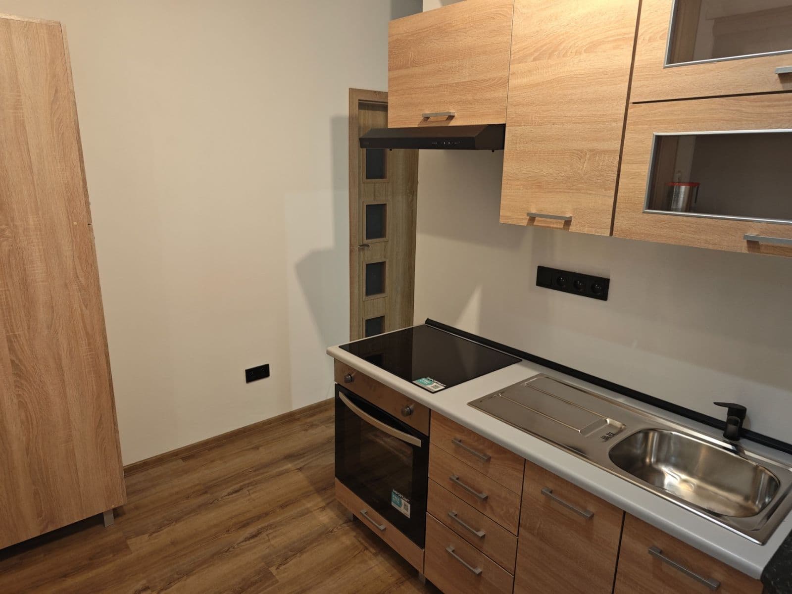 Pronájem bytu 2+1 58 m², Krajní, Plzeň, Plzeňský kraj Pronájem bytu 2+1 58 m², Krajní, Plzeň, Plzeňský kraj