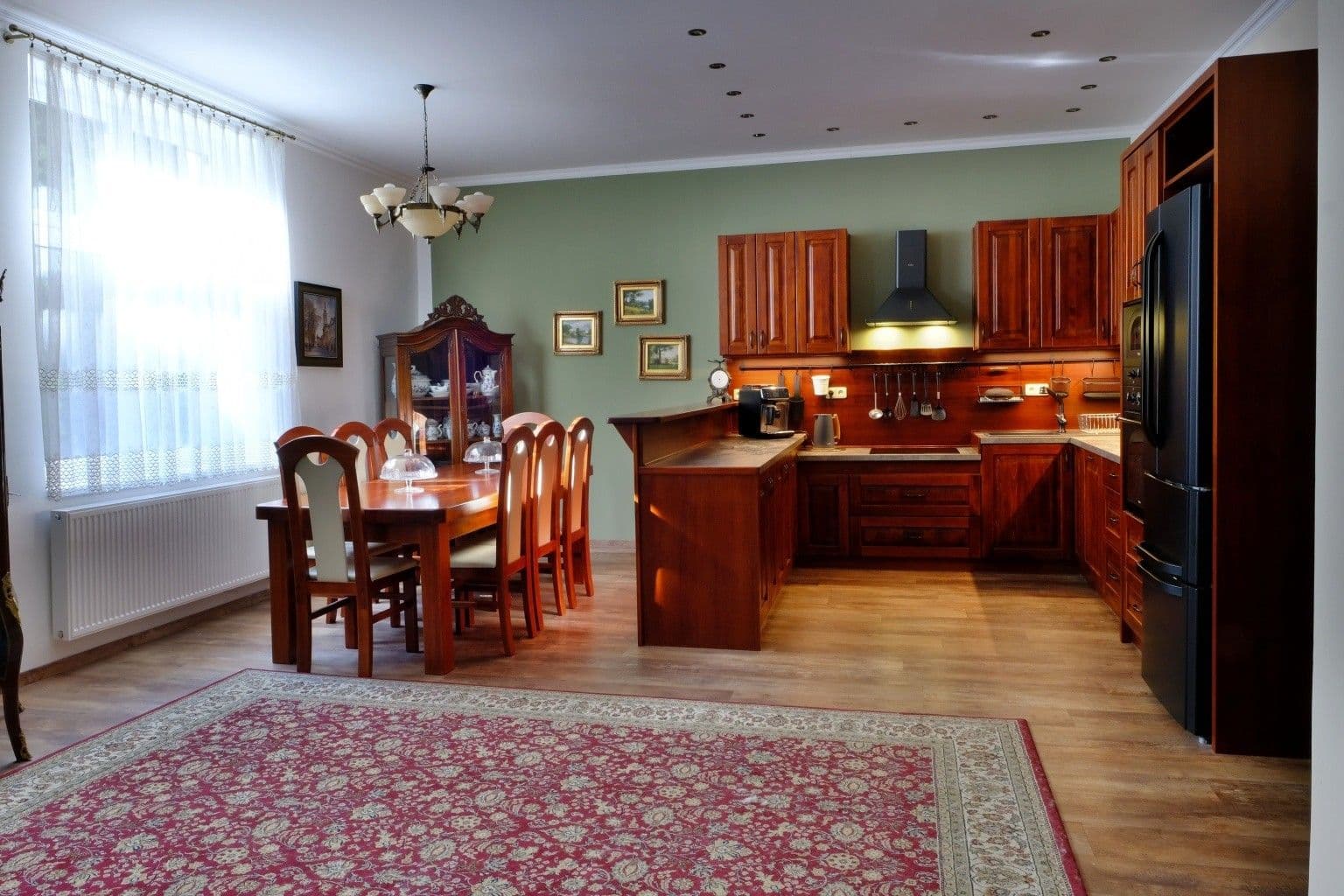 Pronájem bytu 3+kk 96 m², Ouvalova, Slaný, Středočeský kraj Pronájem bytu 3+kk 96 m², Ouvalova, Slaný, Středočeský kraj