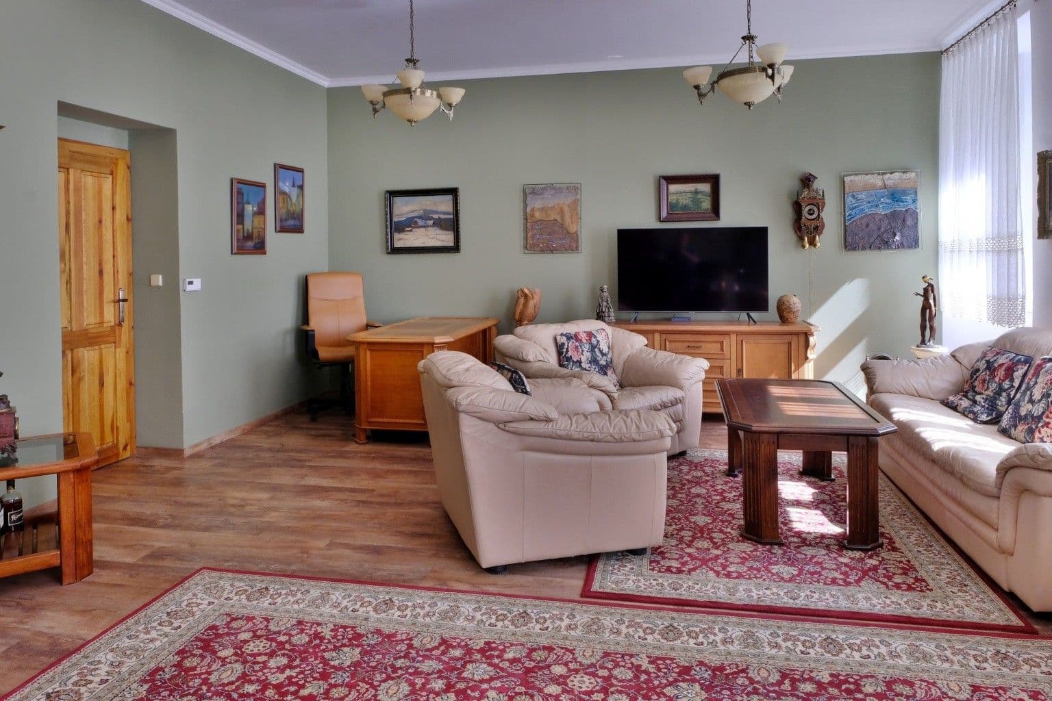 Pronájem bytu 3+kk 96 m², Ouvalova, Slaný, Středočeský kraj Pronájem bytu 3+kk 96 m², Ouvalova, Slaný, Středočeský kraj