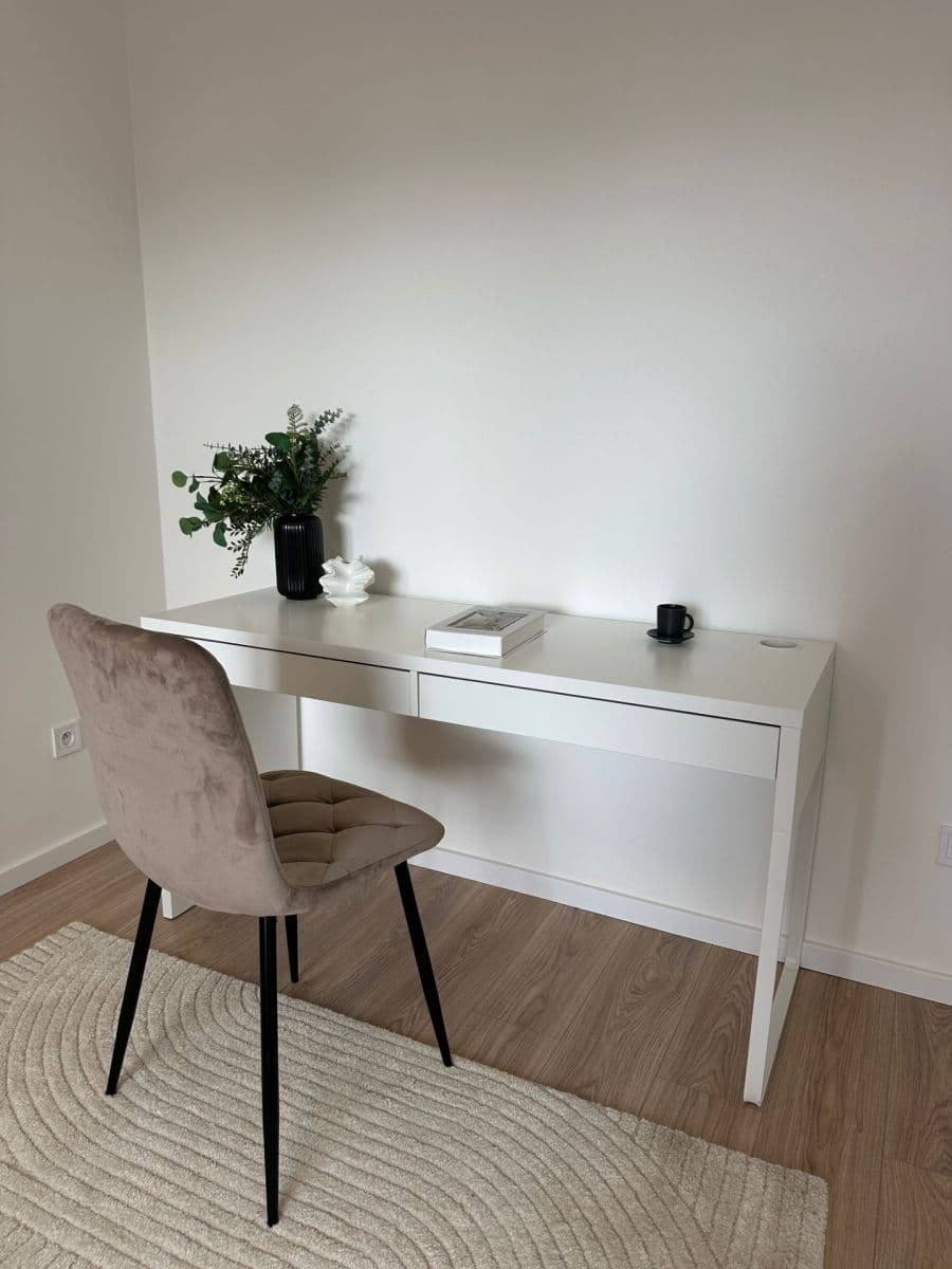 Prodej bytu 2+kk 46 m², Lonkova, Pardubice, Pardubický kraj Prodej bytu 2+kk 46 m², Lonkova, Pardubice, Pardubický kraj